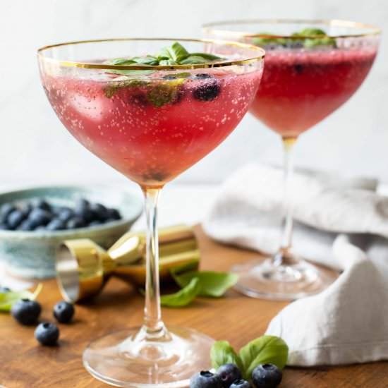 Blueberry Gin Basil Smash - Recipe photo by Desserts And Drinks