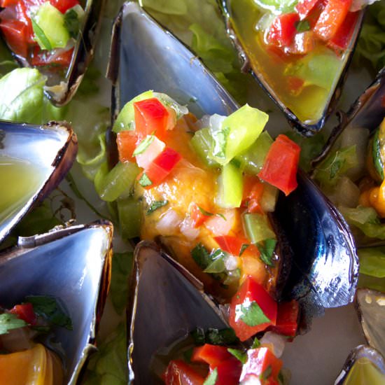 Mussels Vinaigrette on Half Shell - Recipe photo by spainkitchen