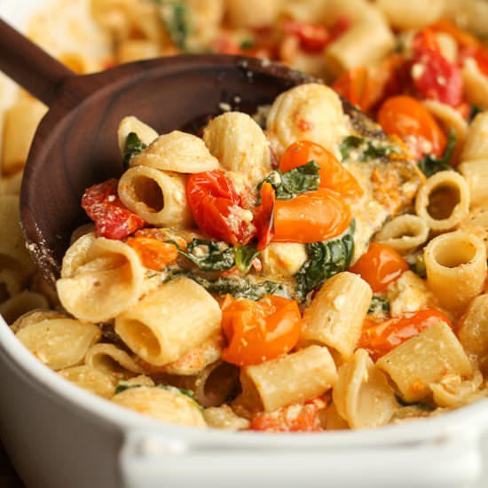 Baked Feta Pasta with Spinach - Recipe photo by suebeehomemaker