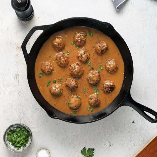 Vegan Swedish Meatballs - Recipe photo by paperandheart
