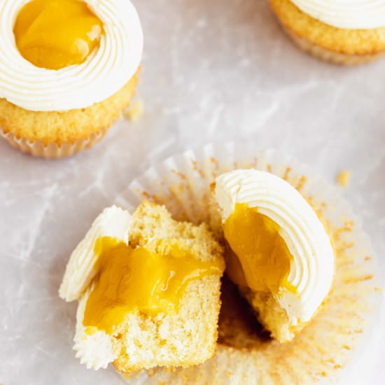 Mango Cupcakes - Recipe photo by FlouringKitchen
