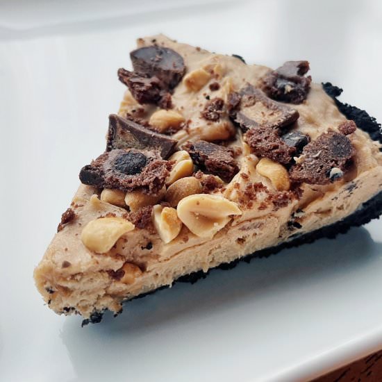 Peanut Butter Pie - Recipe photo by HungryBlonde