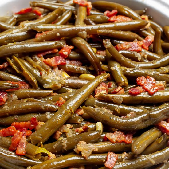 Crockpot Green Beans with Bacon - Recipe photo by KeyToMyLime