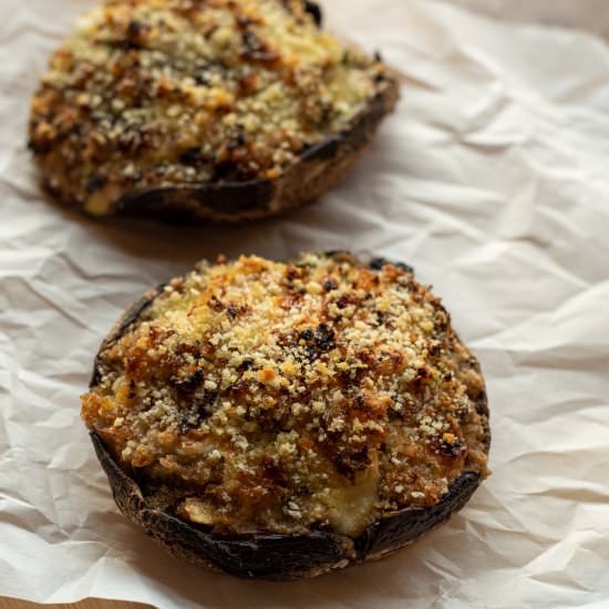 Stuffed Portobello Mushrooms - Recipe photo by nutsfornaan