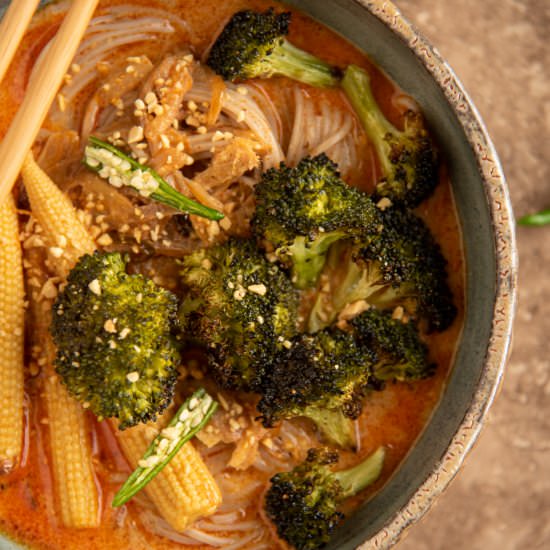 Spicy Red Curry Broth w/ Broccoli - Recipe photo by nutsfornaan