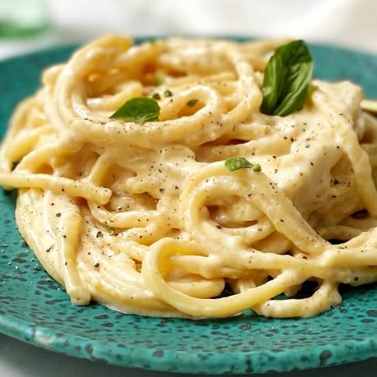3 Ingredient Alfredo Sauce - Recipe photo by mycasualpantry