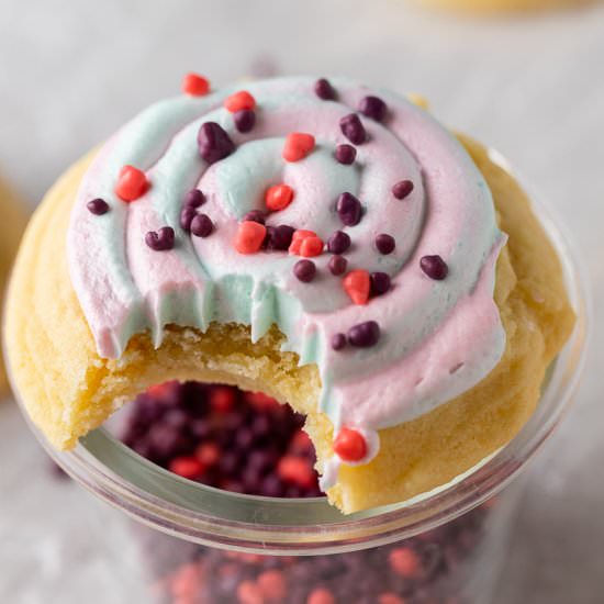 Crumbl cotton candy cookies - Recipe photo by lifestyleofafoodie
