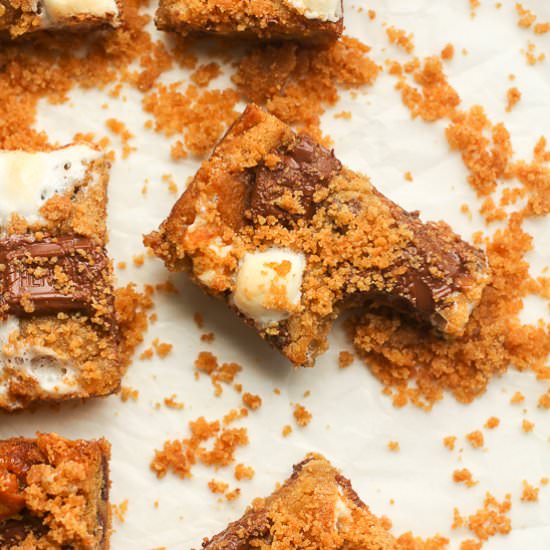 S'mores Cookie Bars - Recipe photo by suebeehomemaker