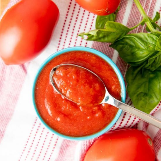 Tomato Puree Recipe - Recipe photo by wholefully
