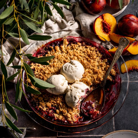 Mixed Stone Fruit Crisp - Recipe photo by leisurefanclub