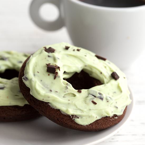 Keto Mint Chip Donuts - Recipe photo by fooddreamer