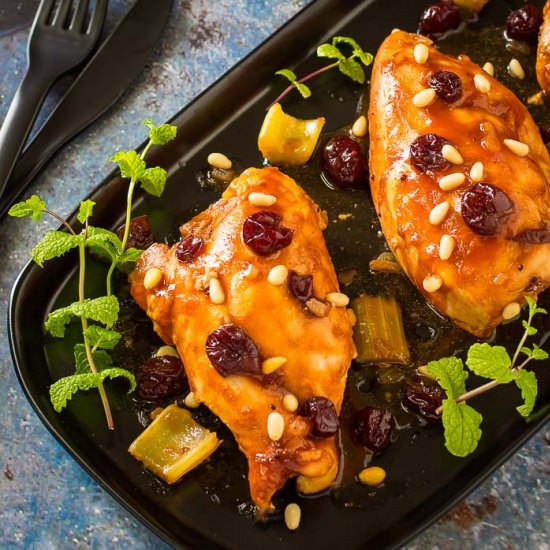 Slow Cooker Cranberry Chicken - Recipe photo by dizzybusyandhungry