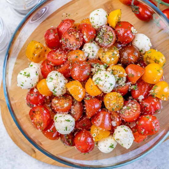TOMATO MOZZARELLA SALAD - Recipe photo by healthyfitnessmeals