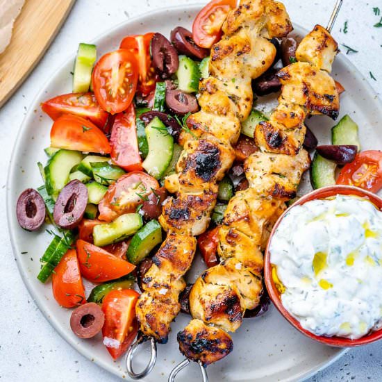 EASY CHICKEN SOUVLAKI - Recipe photo by healthyfitnessmeals