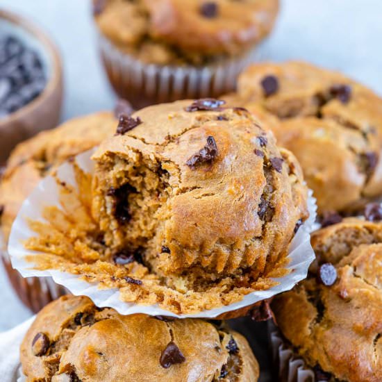 FLOURLESS PEANUT BUTTER BANANA MUFF - Recipe photo by healthyfitnessmeals