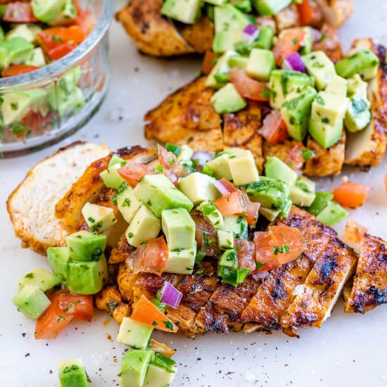 GRILLED CHICKEN BREAST WITH AVOCADO - Recipe photo by healthyfitnessmeals