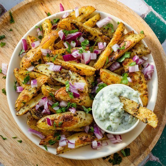 VEGAN LOADED GREEK FRIES - Recipe photo by thehealthfulideas