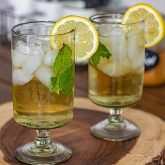 Dominican Santo Libre Cocktail - Recipe photo by Belquistwist