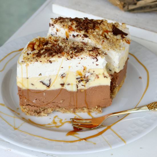 Walnut Chocolate Torte Recipe - Recipe photo by 5 star cookies