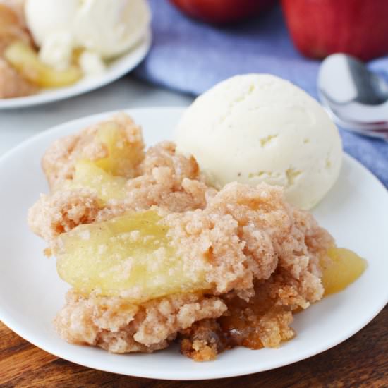CROCKPOT APPLE DUMP CAKE - Recipe photo by bubbapie