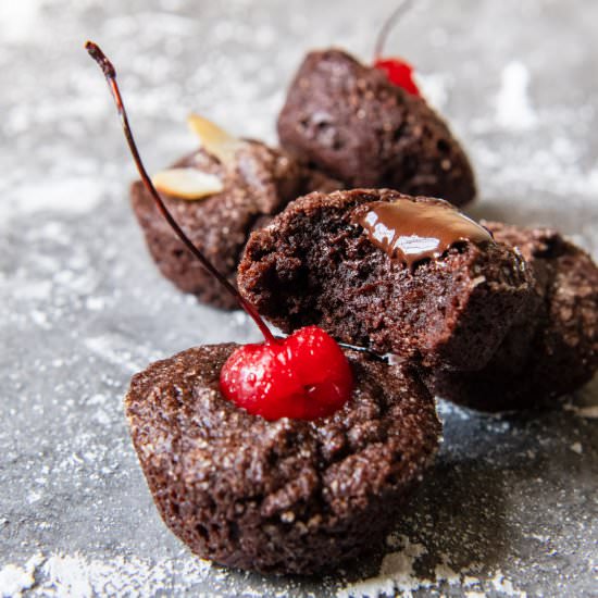 Chocolate Financiers - Recipe photo by MamaGourmand