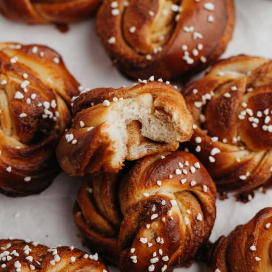 Swedish Cinnamon Buns - Recipe photo by alpineella