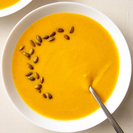 Panera Autumn Squash Soup - Recipe photo by MeganVsKitchen