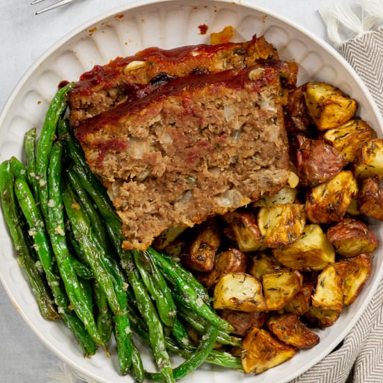 Beyond Meat Meatloaf - Recipe photo by Zardyplants