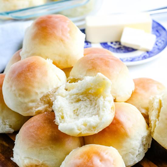 Homemade Dinner Rolls - Recipe photo by FoodFolksandFun