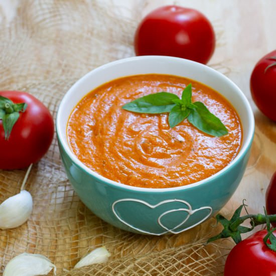 Tomato sauce - Recipe photo by mecooks.com