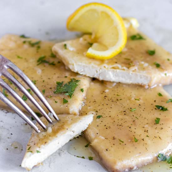 Fried tofu w. lemon glaze - Recipe photo by theplantbasedschool