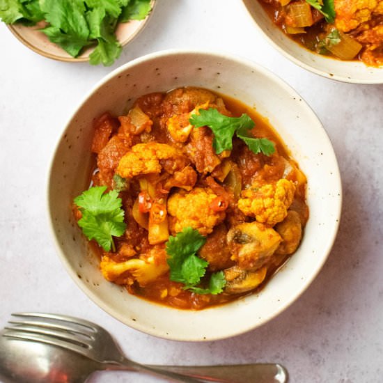 Easy Mixed Veg Curry [Zero Waste] - Recipe photo by veganpunks