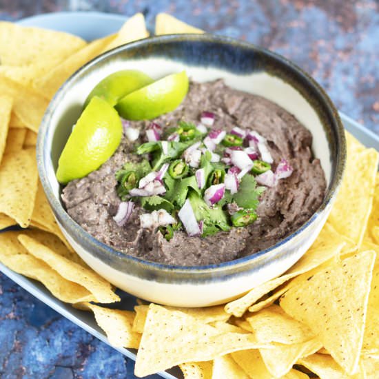 Black bean dip - Recipe photo by Mandy Sneaky Veg