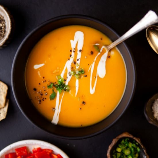 Instant Pot Butternut Squash Soup - Recipe photo by noshingwiththenolands