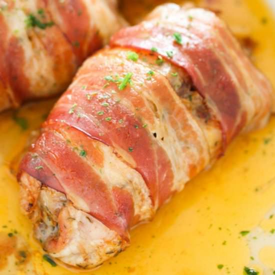 Easy Bacon Wrapped Chicken Thighs - Recipe photo by adinutza