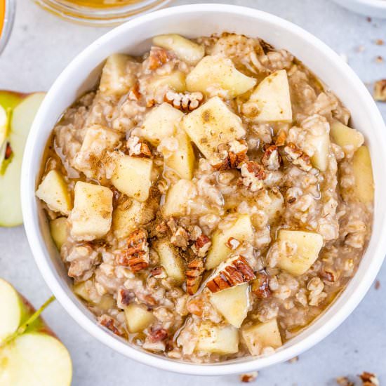 APPLE CINNAMON OATMEAL - Recipe photo by healthyfitnessmeals