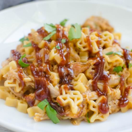 Cheesy Barbecue Chicken Pasta - Recipe photo by fakeginger