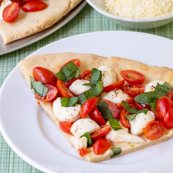 QUICK GLUTEN-FREE PIZZA CRUST - Recipe photo by Kooky Pizza