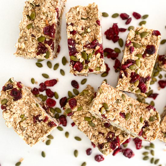 Back to School Overnight Oat Bars - Recipe photo by Nictastingspoon