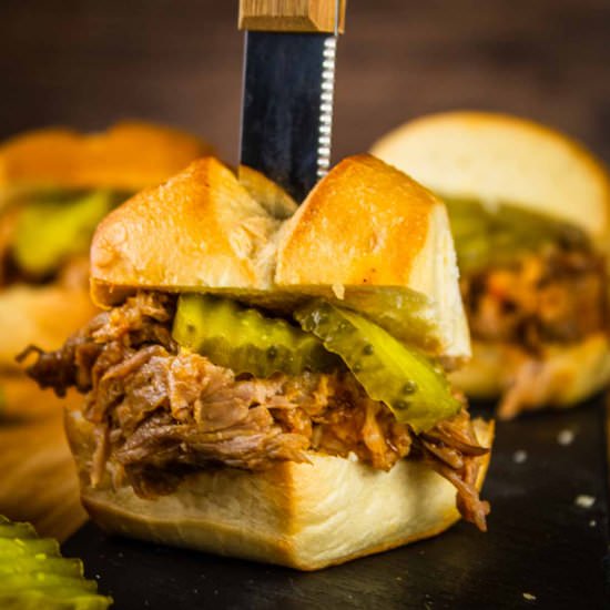 Slow Cooker Pulled Pork Sliders - Recipe photo by SaporitoKitchen