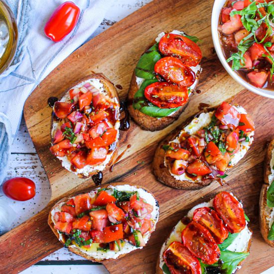Easy & Classic Italian Bruschetta - Recipe photo by Cook Homey