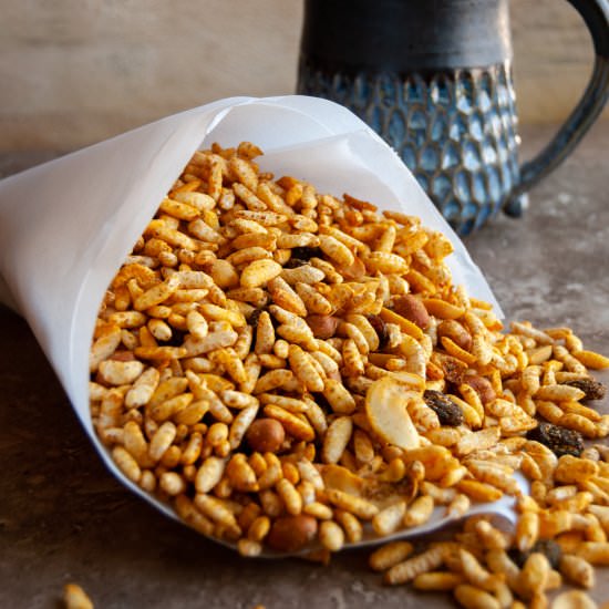 Puffed Rice Savory Snack/Chiwda - Recipe photo by nutsfornaan