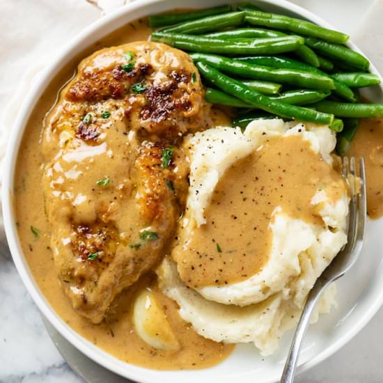Creamy Garlic Chicken - Recipe photo by TheCozyCook