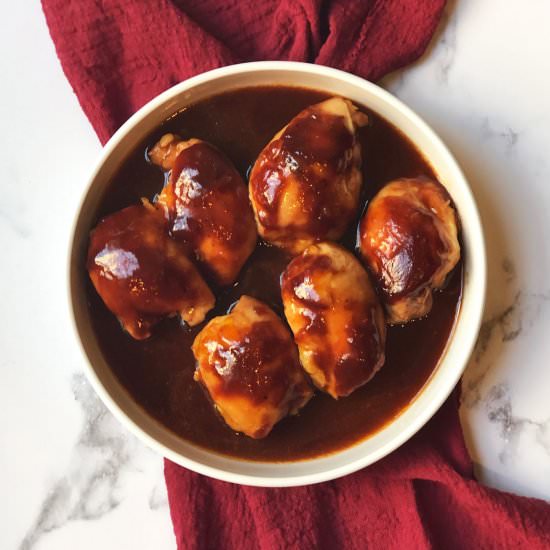 Crockpot BBQ Chicken Thighs - Recipe photo by twopinkpeonies