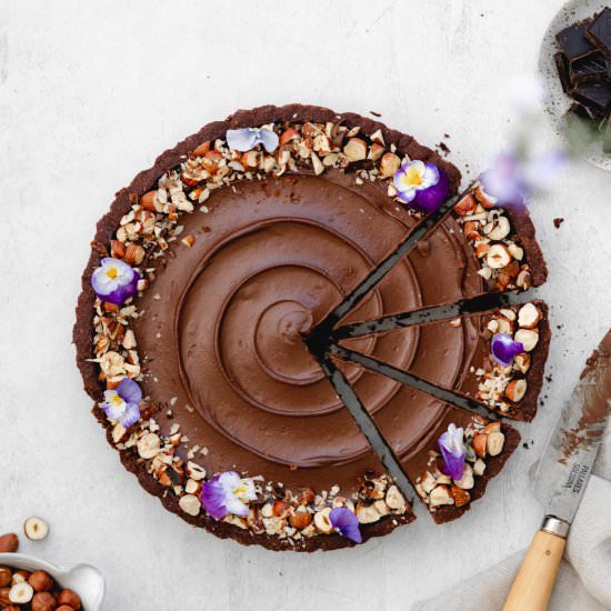 Vegan Chocolate Hazelnut Tart - Recipe photo by addictedtodates