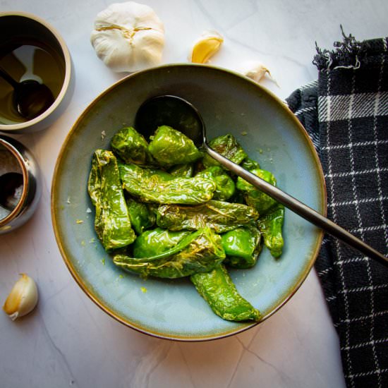 Easy, Garlicky Padrón Peppers - Recipe photo by Devancameron