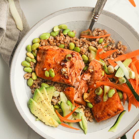 Salmon Buddha Bowls with Asian Sauc - Recipe photo by suebeehomemaker