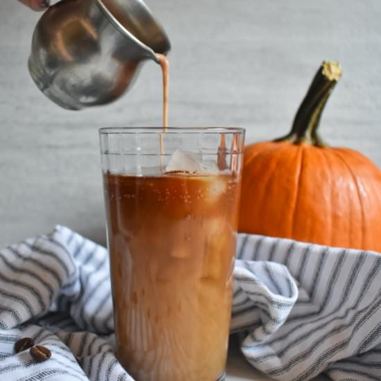 Iced Pumpkin Spice Coffee - Recipe photo by FeedTheSoulBlog