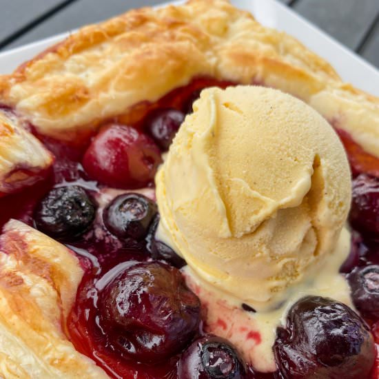 Cherry & Blueberry Puff Pastry Tart - Recipe photo by RominasLittleCorner