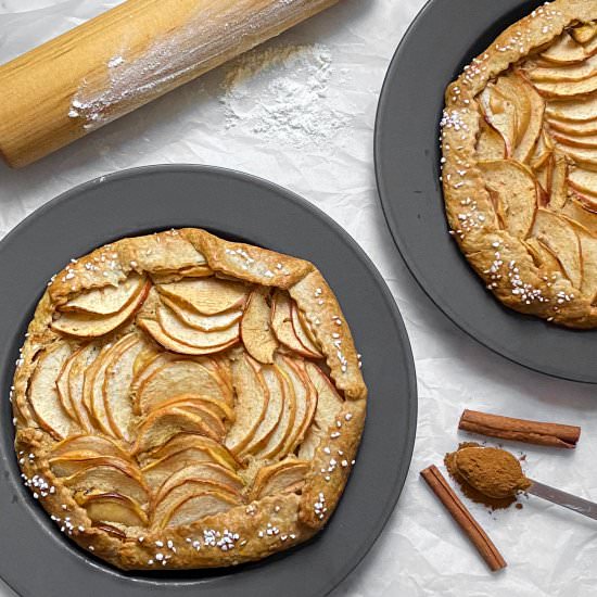 Apple Oatmeal Galettes - Recipe photo by Cinnamon Shtick